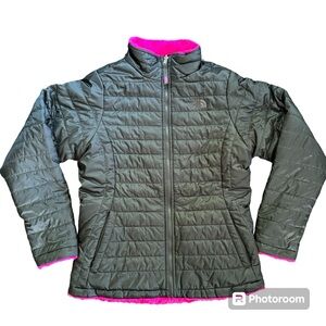 The North Face Reversible Black /Hot Pink Jacket - Girls Sz. XL (18) EUC